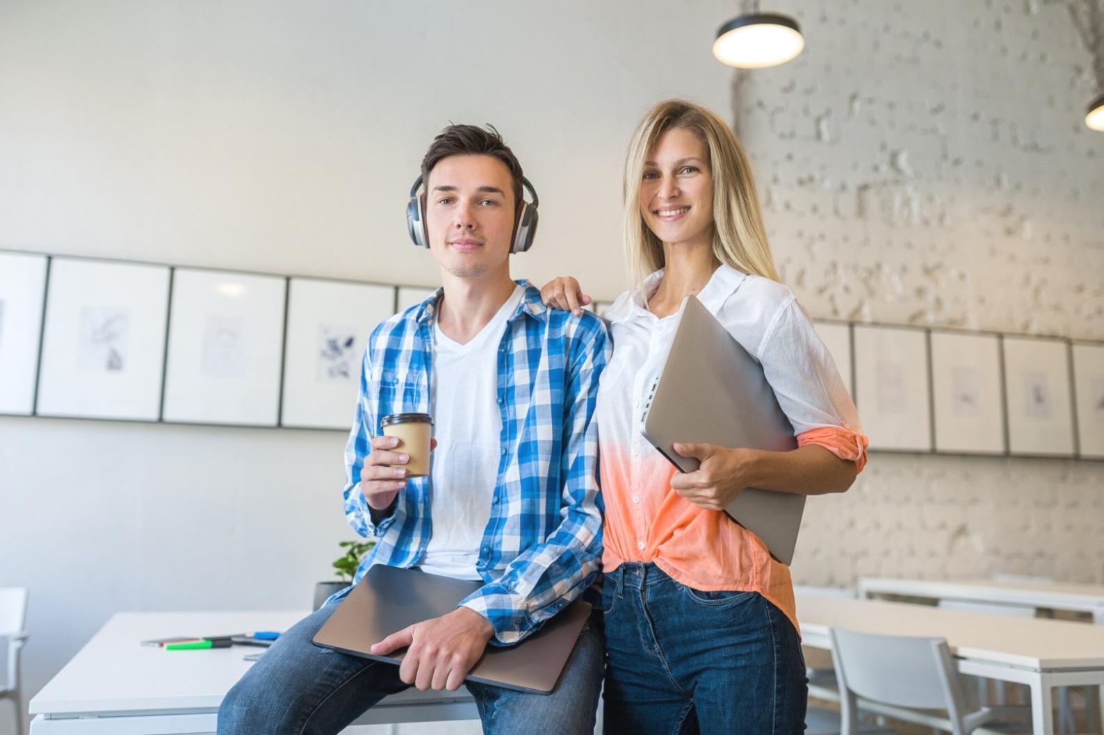 Team malorithen al lavoro su progetti web